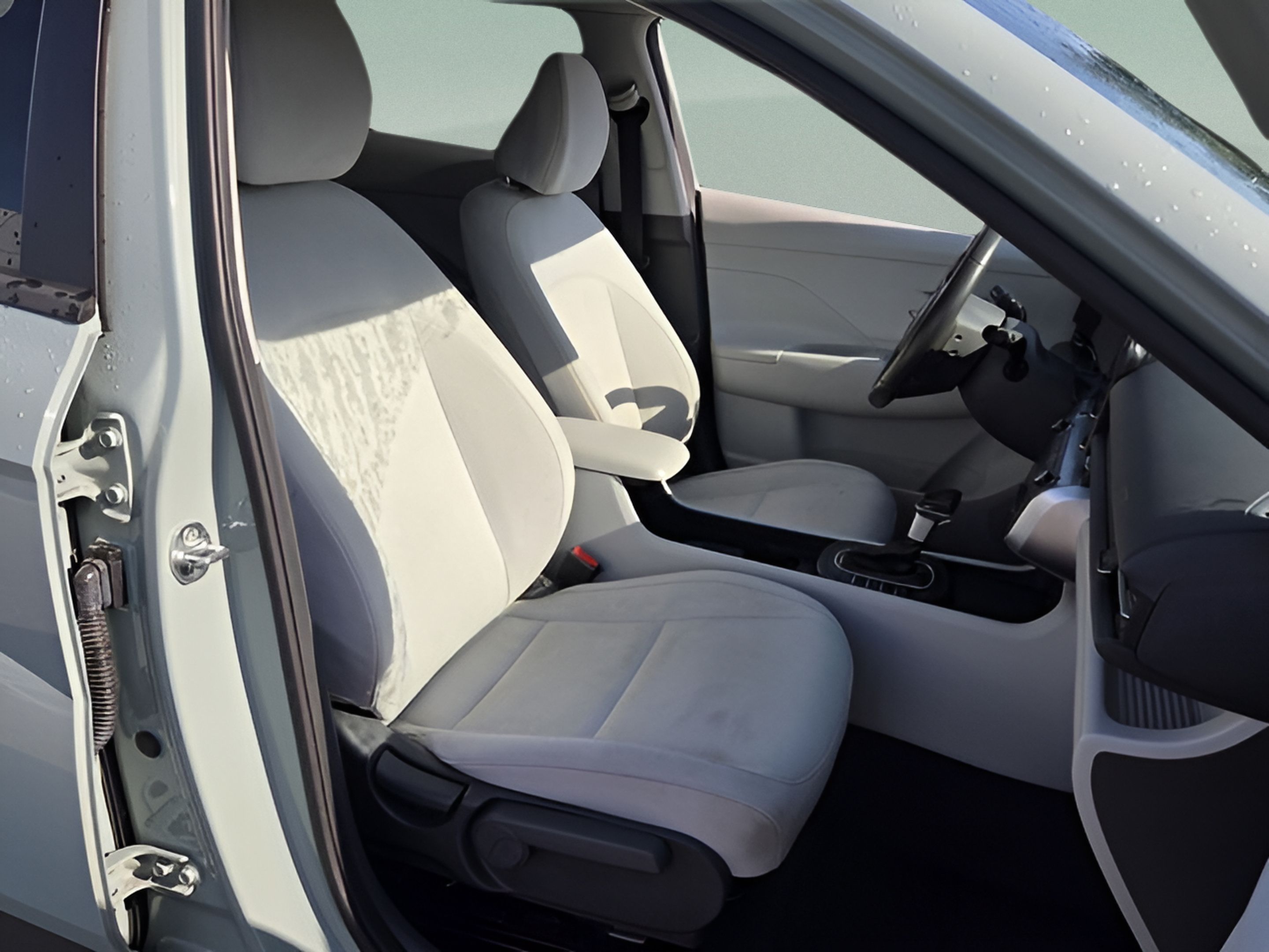 Used 2025 Hyundai Kona SEL FWD image 15