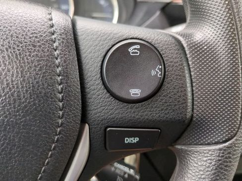 Used 2016 Toyota Corolla LE FWD image 23