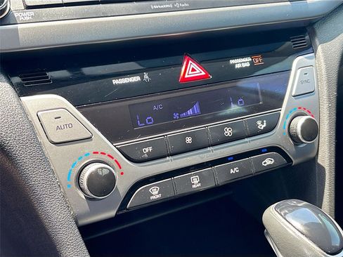 Used 2018 Hyundai Elantra Value Edition FWD image 21