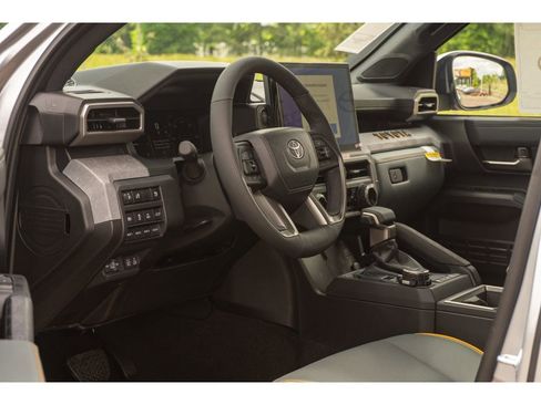 New 2026 Toyota Tacoma 4x4 Double Cab Hybrid image 12