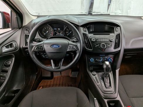 Used 2016 Ford Focus SE FWD image 20
