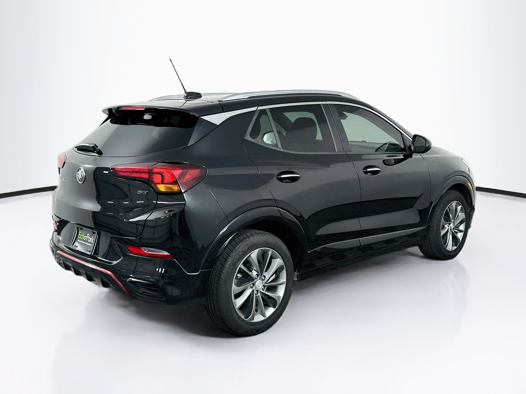 Used 2020 Buick Encore GX Select w/ Sport Touring Package FWD image 9
