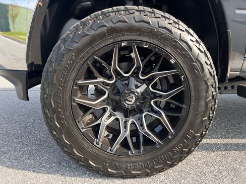 Used 2020 RAM 3500 Big Horn w/ Level 2 Equipment Group image 21