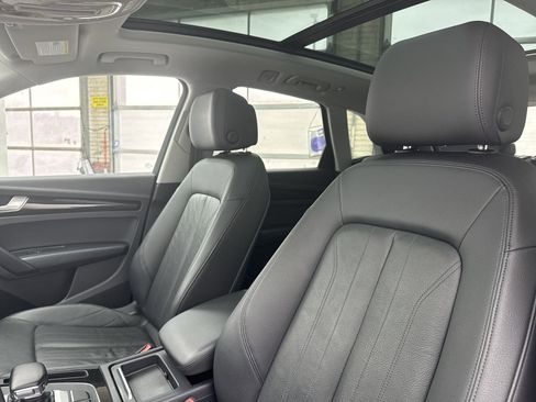 Used 2018 Audi Q5 2.0T w/ Premium Plus Package image 10