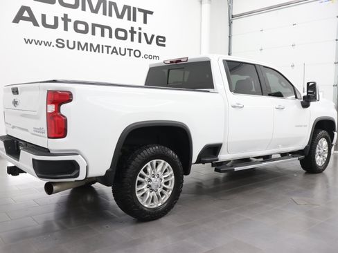 Used 2022 Chevrolet Silverado 3500 High Country w/ Safety Package II AWD/4WD image 4