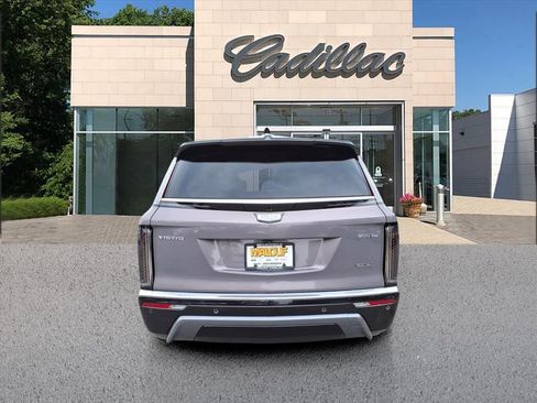 New 2026 Cadillac Vistiq Luxury w/ LPO, Floor Liner Package image 4