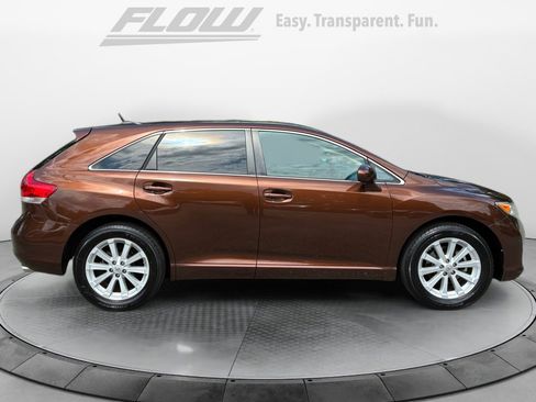 Used 2012 Toyota Venza LE FWD image 10