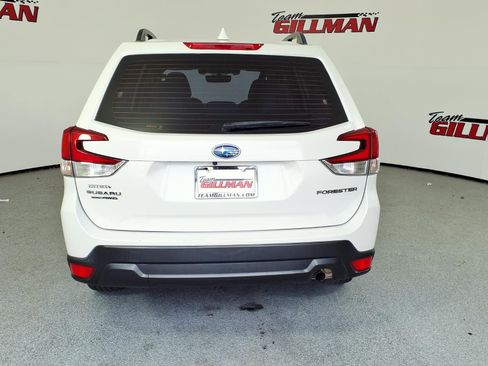 Used 2021 Subaru Forester image 8