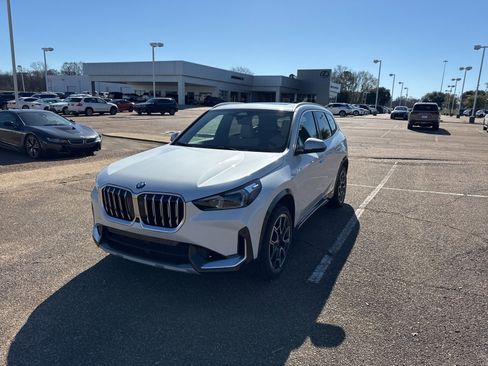 Certified 2023 BMW X1 xDrive28i w/ Premium Package image 1