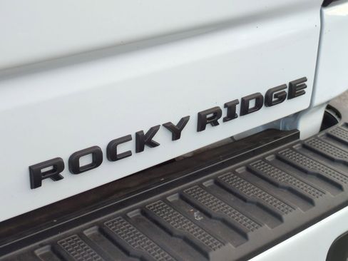 New 2025 GMC Sierra 1500 AT4 w/ AT4 Premium Package image 34