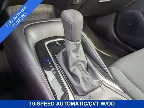 Used 2025 Toyota Corolla LE image 27