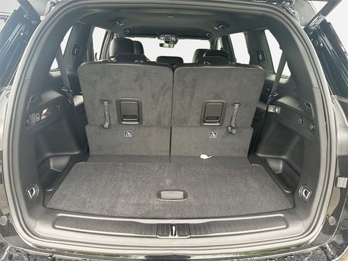 New 2025 Jeep Grand Cherokee L Limited w/ Black Appearance Package image 25