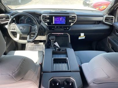 New 2025 Toyota Tundra SR5