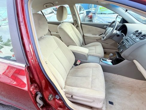 Used 2010 Nissan Altima 2.5 S image 8