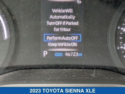 Used 2023 Toyota Sienna XLE image 18