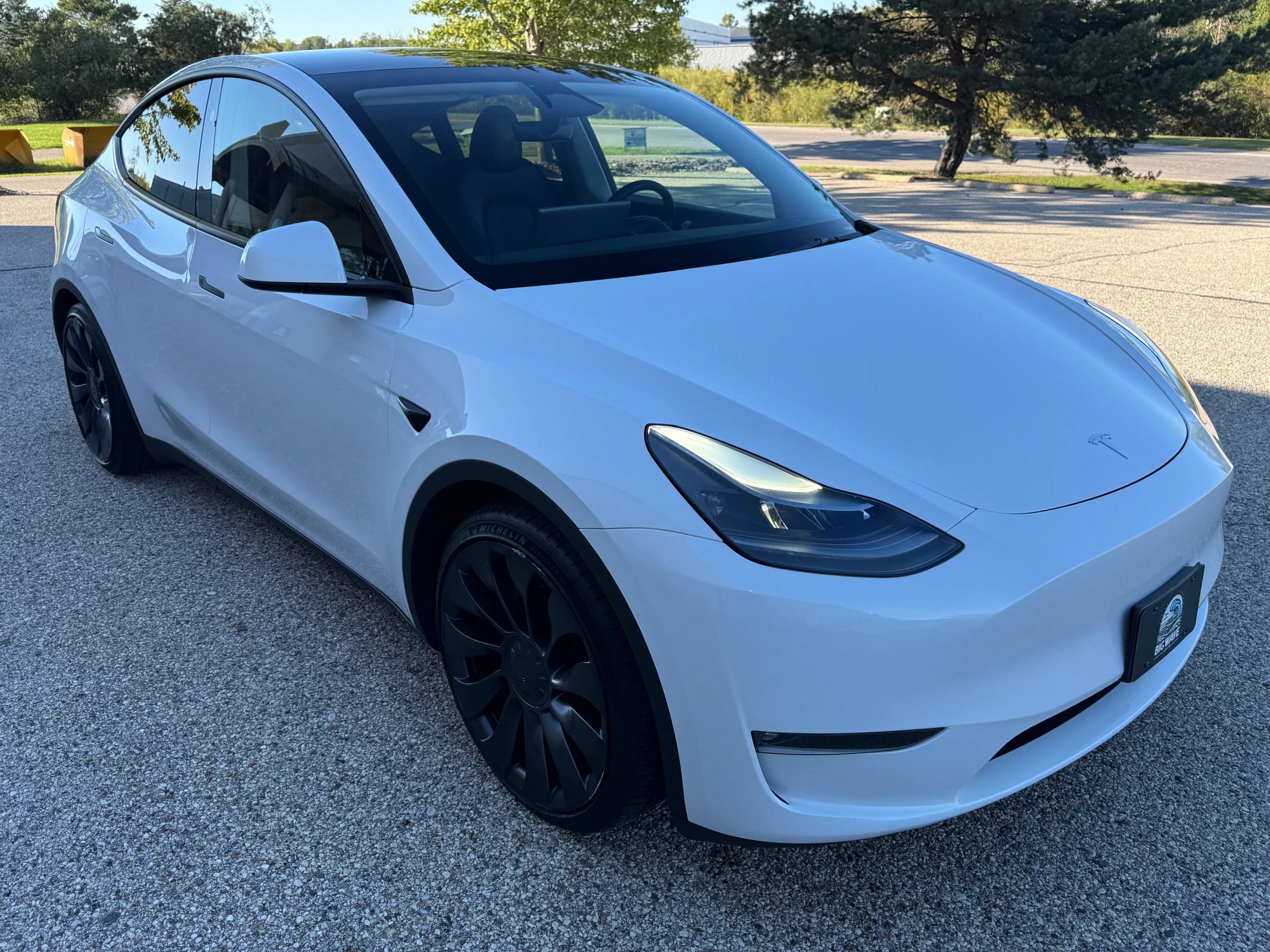 Used 2023 Tesla Model Y Performance AWD/4WD image 7