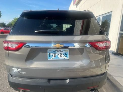 Used 2019 Chevrolet Traverse LT FWD image 5