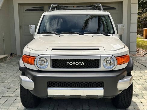 Used 2014 Toyota FJ Cruiser 4WD w/ Upgrade Package image 26
