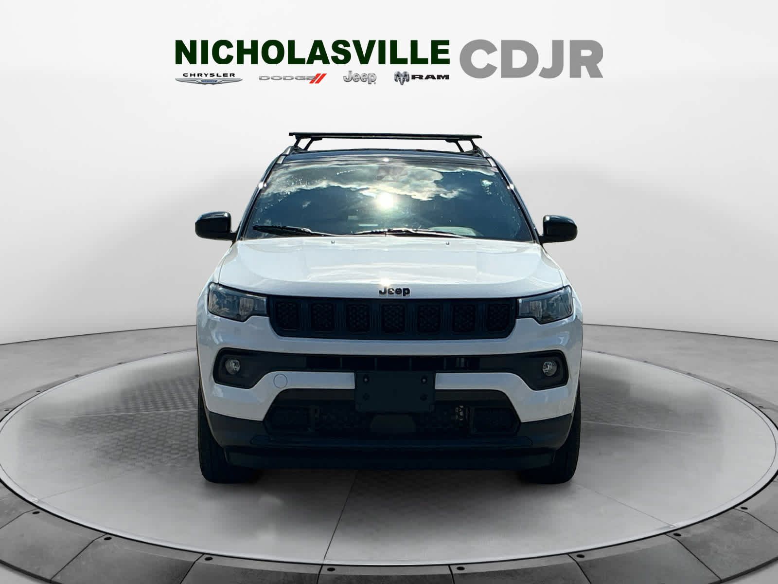 Used 2023 Jeep Compass Latitude AWD/4WD image 8