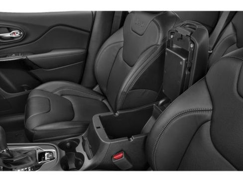 Certified 2023 Jeep Cherokee Altitude Lux image 14