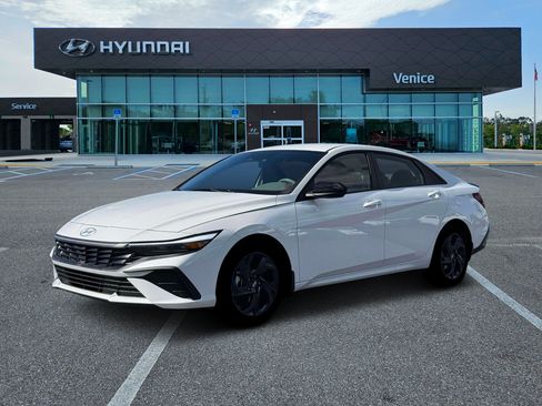 New 2026 Hyundai Elantra Sport FWD image 2