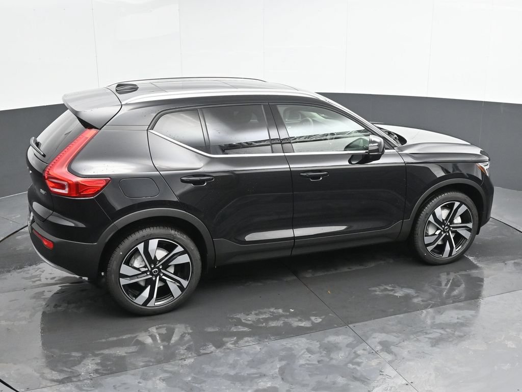 Used 2025 Volvo XC40 B5 Ultra w/ Climate Package AWD/4WD image 37