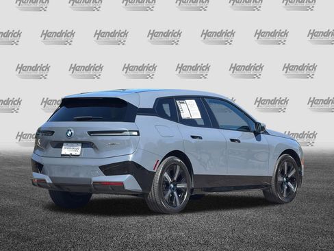 Used 2024 BMW iX xDrive50 w/ Sport Package AWD/4WD image 5