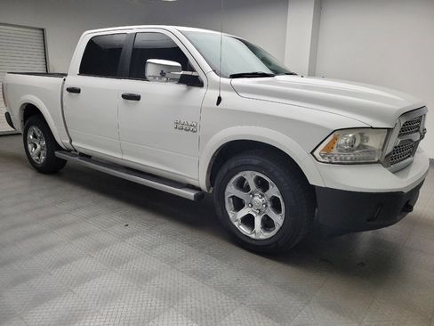 Used 2016 RAM 1500 Laramie w/ Convenience Group AWD/4WD image 11