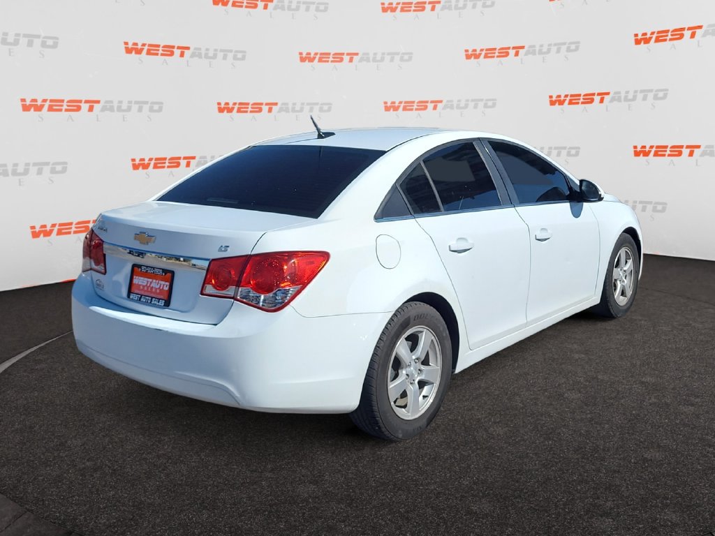 Used 2012 Chevrolet Cruze LT FWD image 5