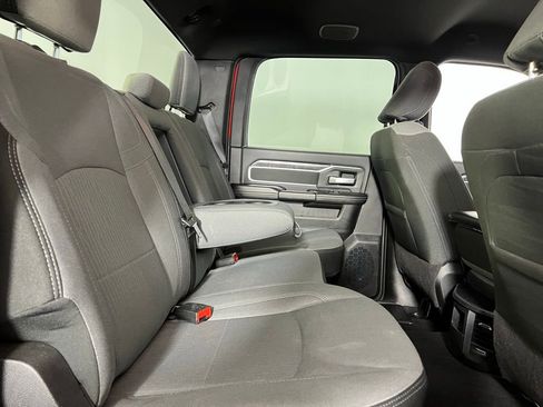 Used 2024 RAM 2500 Big Horn w/ Bed Utility Group image 27