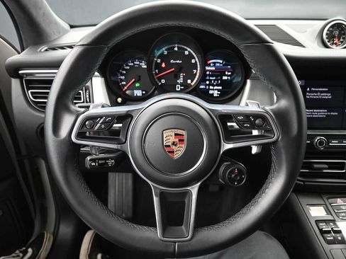 Certified 2020 Porsche Macan Turbo AWD/4WD image 6