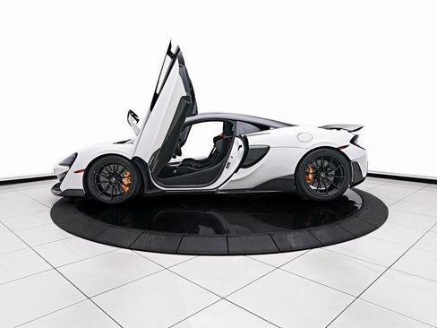 Used 2019 McLaren 600LT image 24
