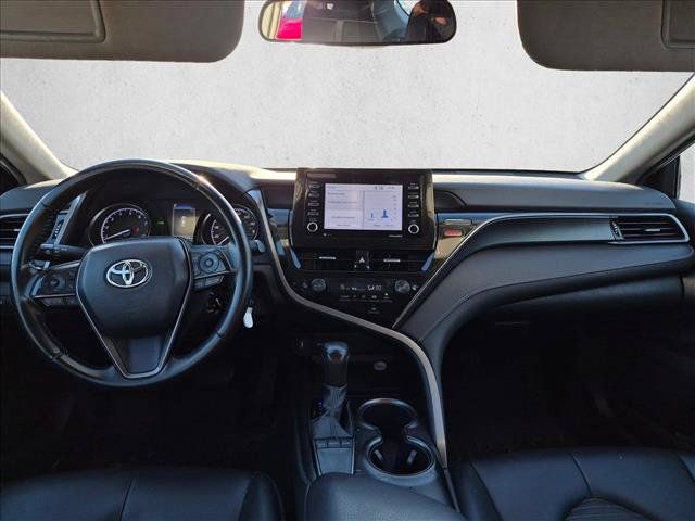 Used 2018 Toyota Camry LE FWD image 9