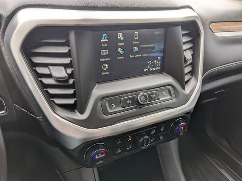 Used 2018 GMC Acadia SLE image 11