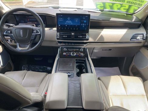 Certified 2024 Lincoln Navigator L Reserve AWD/4WD image 19