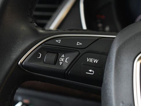 Used 2019 Audi Q5 2.0T Premium Plus w/ Premium Plus Package AWD/4WD image 16