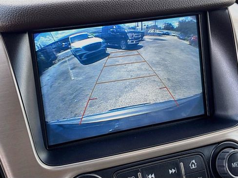 Used 2020 GMC Yukon Denali RWD image 14