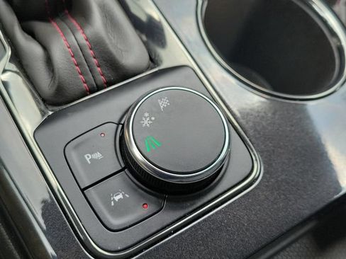 Used 2020 Chevrolet Blazer RS FWD image 27