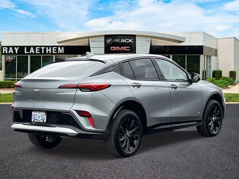 Used 2025 Buick Envista Sport Touring w/ Convenience I Package image 5