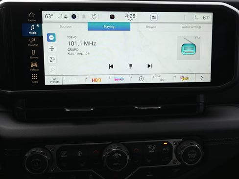 New 2026 Jeep Gladiator Mojave AWD/4WD image 10