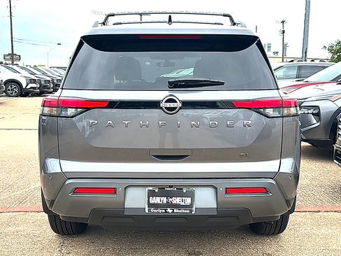 New 2026 Nissan Pathfinder SL FWD image 7