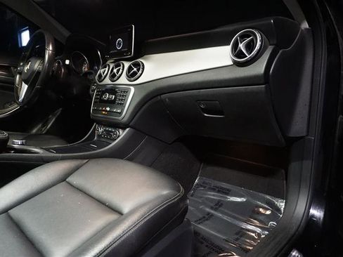 Used 2015 Mercedes-Benz GLA 250 4MATIC image 30