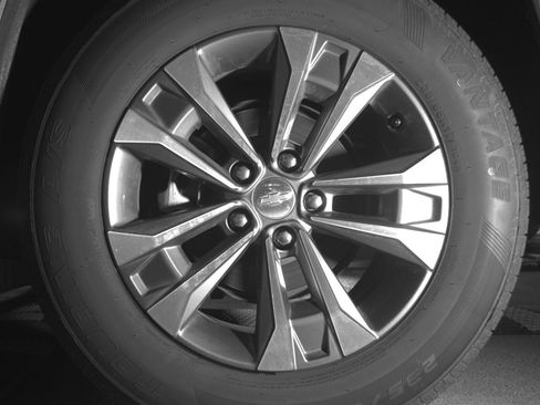 Used 2025 Chevrolet Equinox LT image 14