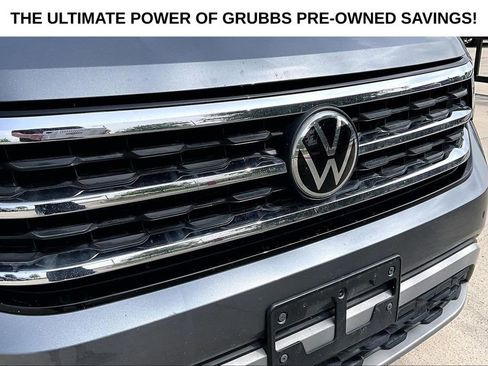 Used 2021 Volkswagen Atlas SE w/ Panoramic Sunroof Package FWD image 36