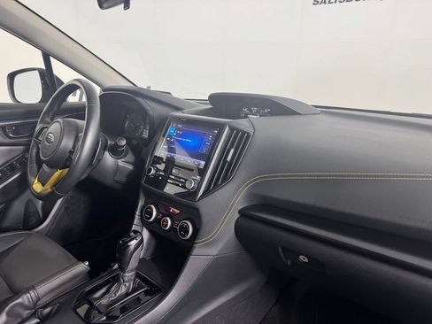 Used 2022 Subaru Crosstrek 2.5i Sport w/ Moonroof Package AWD/4WD image 32