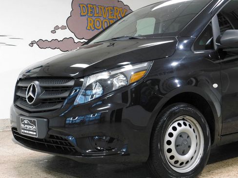 Used 2019 Mercedes-Benz Metris Passenger image 16