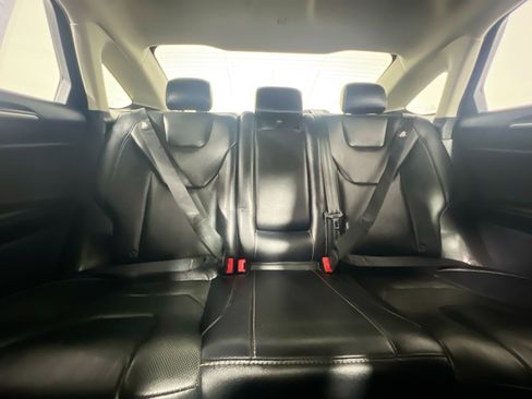 Used 2019 Ford Fusion Titanium image 33