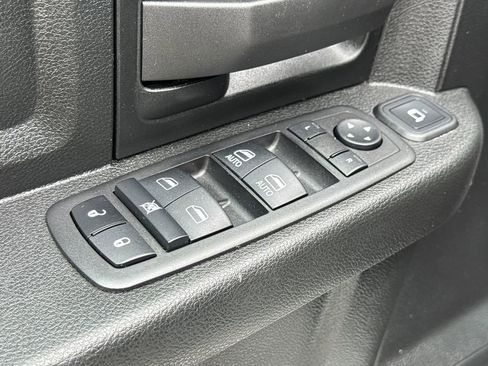 Used 2023 RAM 3500 Tradesman w/ Chrome Appearance Group AWD/4WD image 20
