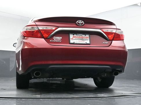 Used 2015 Toyota Camry XSE image 43