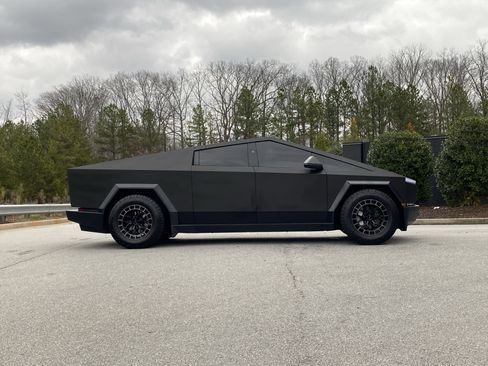 Used 2024 Tesla Cybertruck Cyberbeast image 5